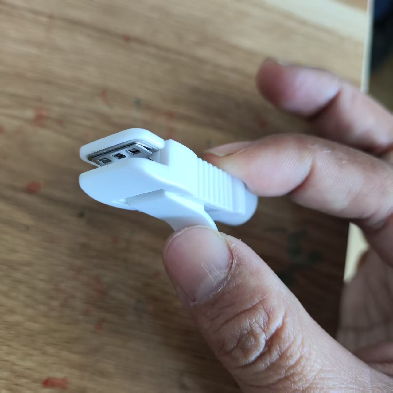 ตัวแปลง ECG นําไปสู่แผ่นอิเล็ก - Ecg Patch Monitor บทวิจารณ์และราคา